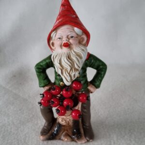Tomte i keramik